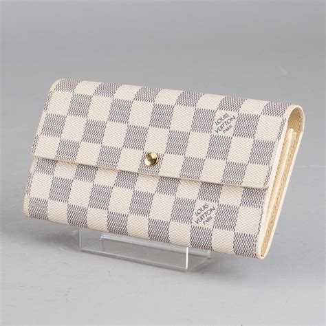 louis vuitton damier azur clemence wallet|Louis Vuitton sarah wallet damier.